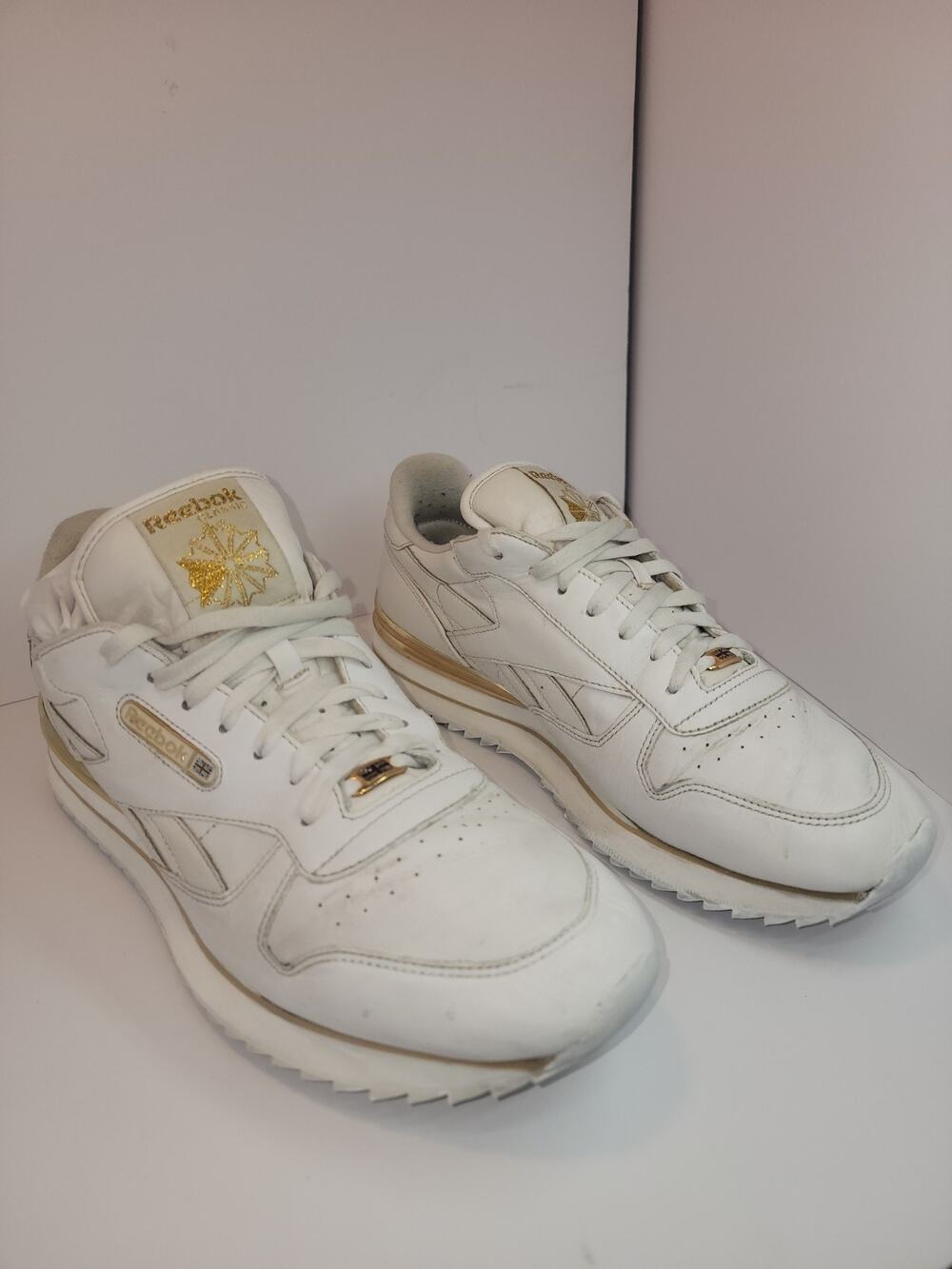 Reebok Mens Classic White Shoes